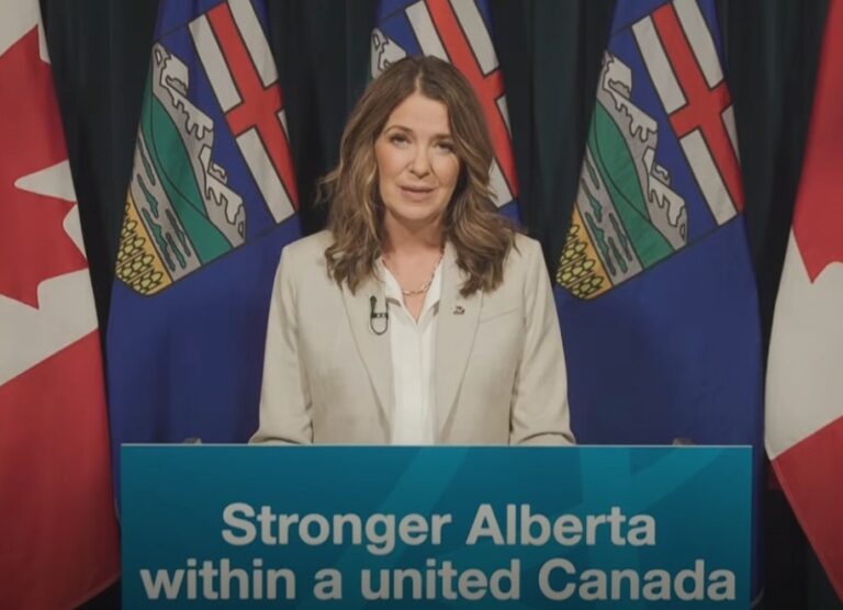 premier-smith-says-referendum-gives-alberta-mandate-to-pursue-immigration-and-constitutional-changes