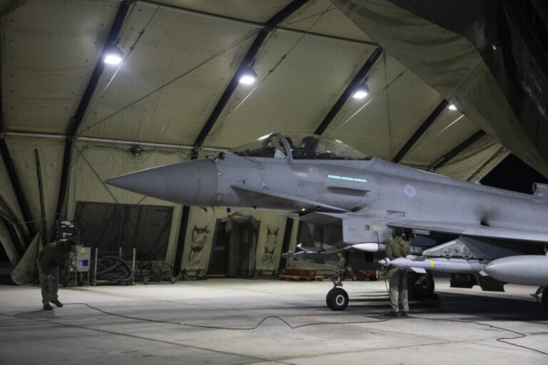 britain-dispatching-fighter-jets-to-defend-saudi-arabia-from-houthi-attacks