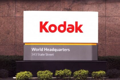 kodak-warns-it-may-not-survive-as-debt-and-losses-mount