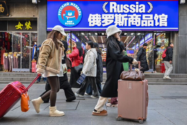 russia-themed-stores-closing-down-across-china-as-retail-craze-fades