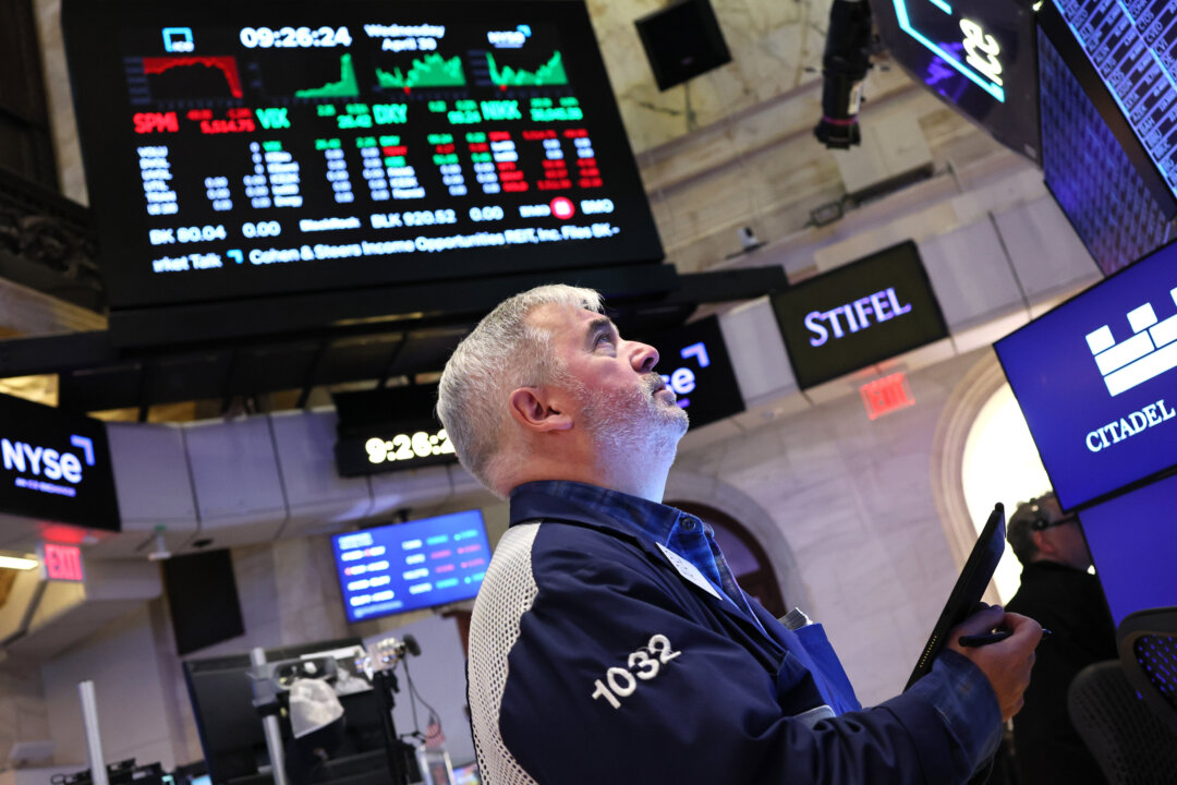 once-again,-earnings-transcend-tariff-talks-and-fed-fears