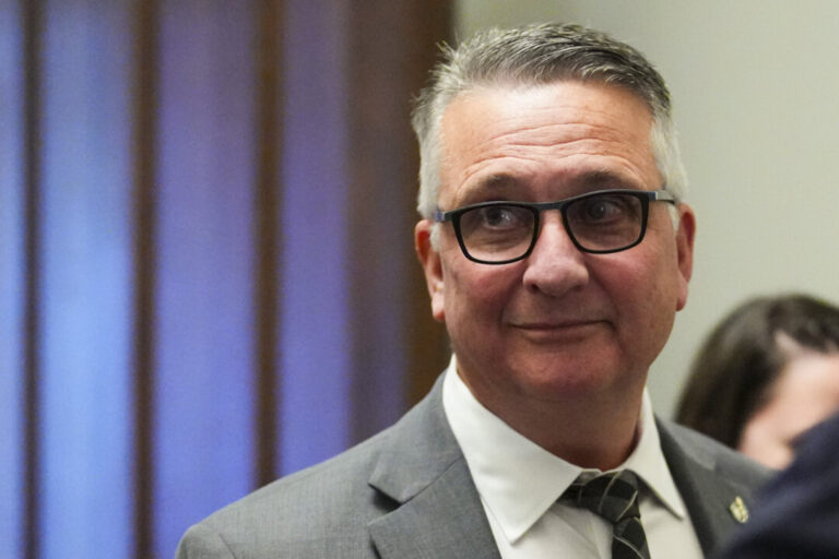 federal-ministers-meet-with-canola-lobby-to-discuss-new-china-tariffs