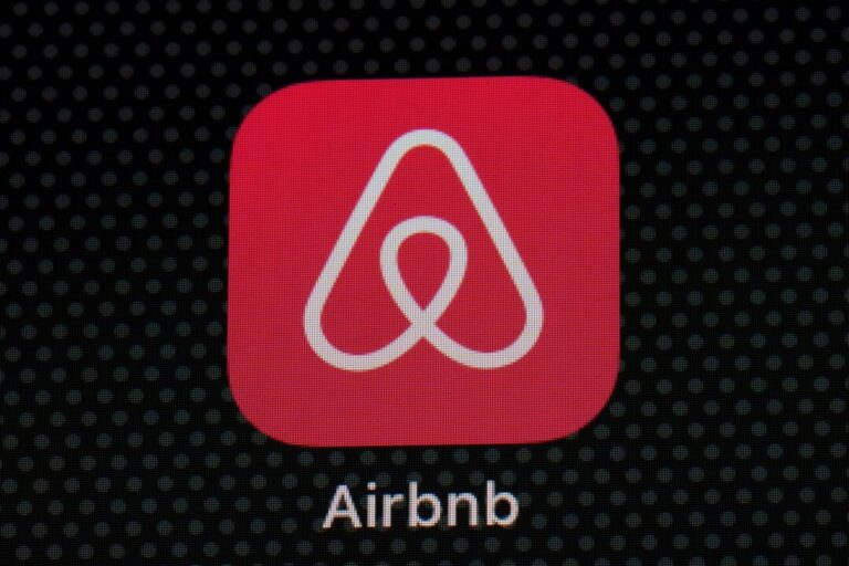 airbnb-introduces-no-upfront-payment-option-for-us-travelers