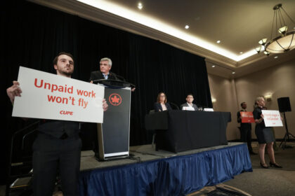 flight-attendants-union-crashes-air-canada-press-conference-as-strike-looms