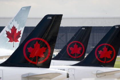 business-groups-sound-alarm-over-potential-air-canada-shutdown,-citing-‘significant-economic-damage’