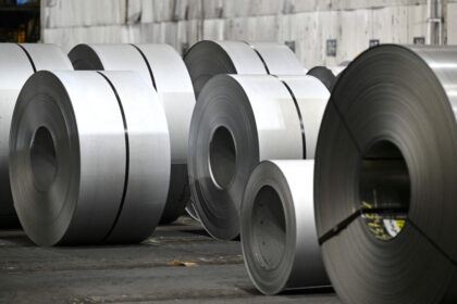 commerce-department-expands-steel,-aluminum-tariffs-to-more-products