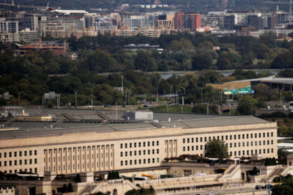 us-military-deploying-forces-to-southern-caribbean-against-drug-groups