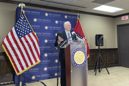 arkansas-massage-parlor-owner-charged-for-trafficking-chinese-women