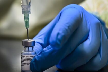 pfizer-and-biontech’s-latest-covid-19-vaccine-approved-in-canada-for-fall-rollout