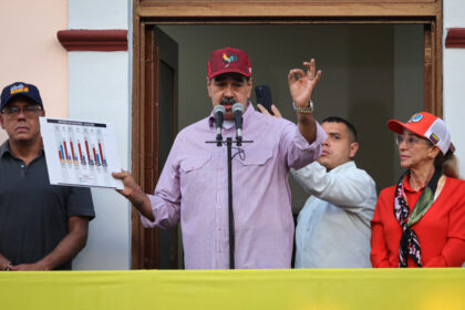 venezuela’s-maduro-mobilizes-4.5-million-militia-members