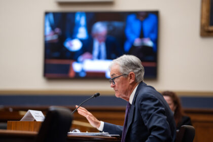 wall-street-pares-interest-rate-cut-expectations-ahead-of-powell’s-jackson-hole-speech