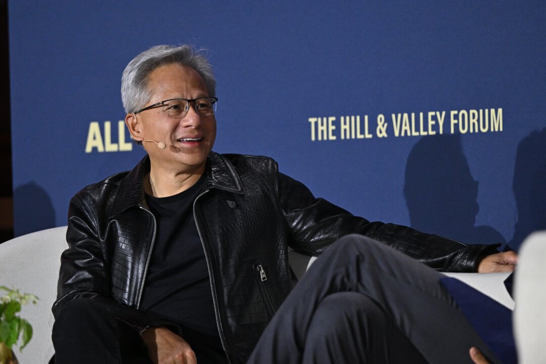 nvidia-ceo-confirms-us-talks-on-‘b30a’-chip-for-china