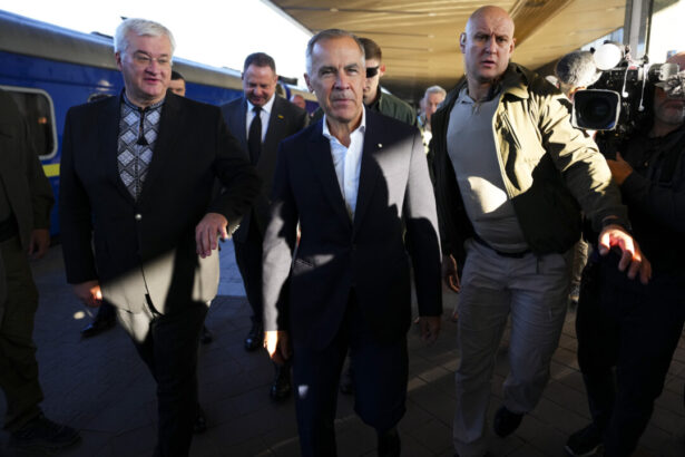 in-kyiv,-carney-not-ruling-out-canadian-troops-in-ukraine-if-peace-deal-reached