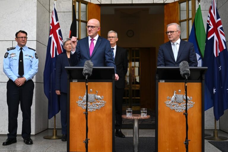 australia-expels-iranian-ambassador-over-alleged-role-in-anti-semitic-arson-attacks