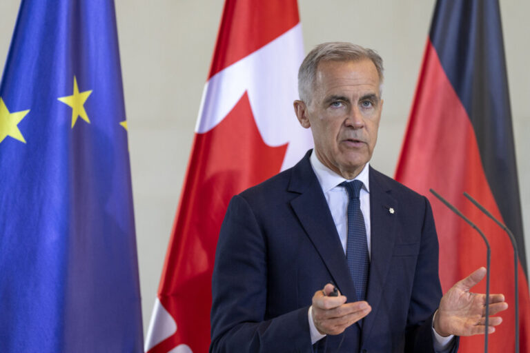 carney-says-first-major-projects-to-include-port-infrastructure,-touts-lng-potential