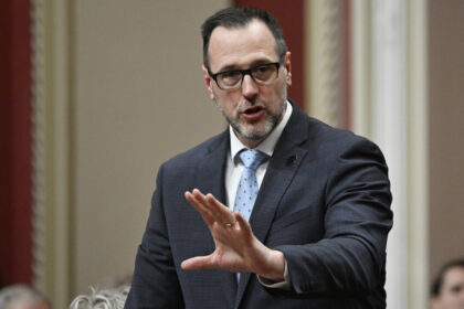 quebec-government-to-ban-prayer-in-public-places
