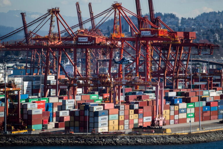 canada’s-current-account-deficit-reached-record-in-june-amid-trade-dispute