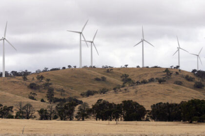 law-passed-giving-vicgrid-power-to-access-private-land,-fine-landholders-who-block-transmission-works