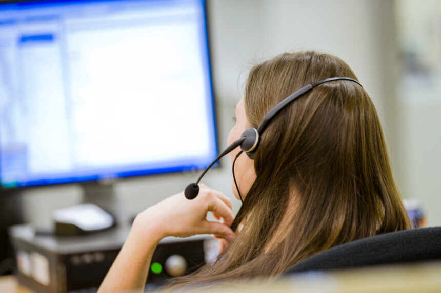 ai-found-to-increasingly-replace-young-entry-level-workers,-stanford-research-shows