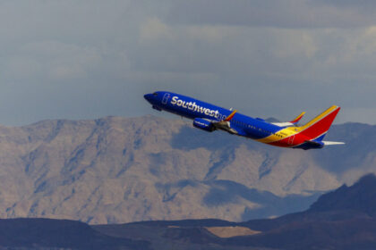 southwest-airlines-begins-flying-first-plane-with-secondary-cockpit-barrier