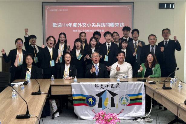 taiwan’s-teen-diplomats-visit-san-francisco-to-‘let-the-world-see-taiwan’