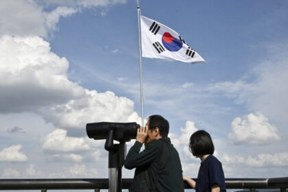 south-korea-stops-‘voice-of-freedom’-radio-broadcasts-aimed-at-north-korea
