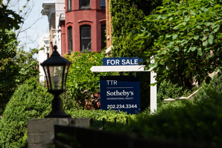 pending-home-sales-rise-as-affordable-listings-climb-to-highest-level-since-2022