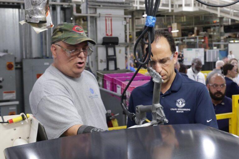 us-manufacturing-sees-strongest-expansion-in-more-than-3-years:-s&p-global