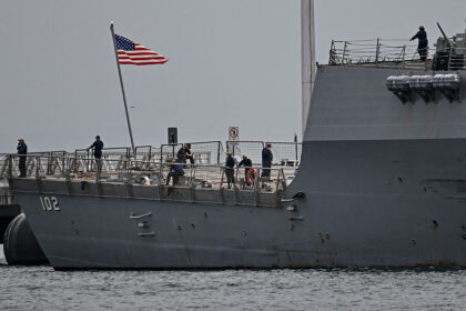 us-forces-strike-suspected-drug-boat,-11-tren-de-aragua-members-killed:-trump