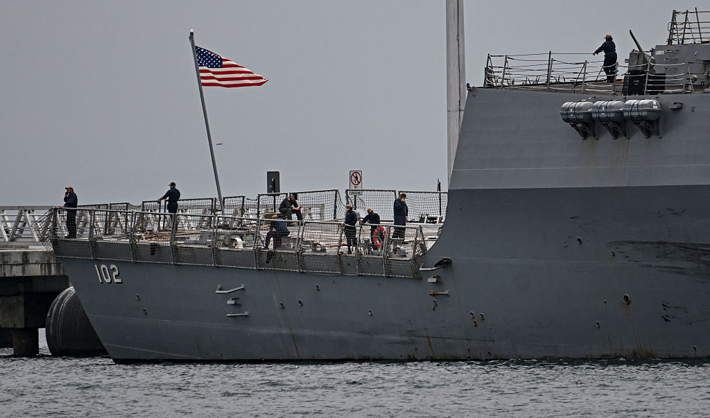 us-forces-strike-suspected-drug-boat,-11-tren-de-aragua-members-killed:-trump