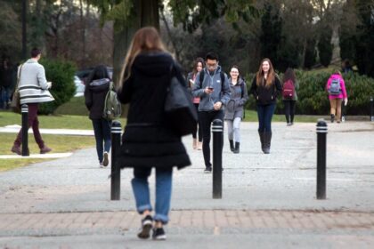 three-quarters-of-canadian-university-students-say-they-censor-themselves-on-campus:-study