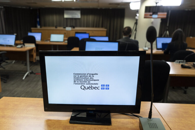 quebec-auto-board-scandal:-former-top-civil-servant-denies-being-told-of-cost-overrun
