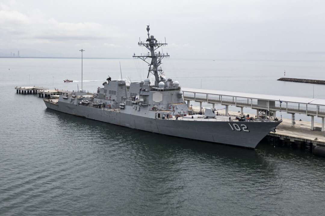 what-to-know-about-us-deployment-of-warships-near-venezuela,-strike-on-alleged-drug-boat