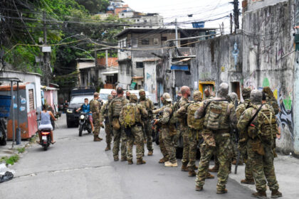 police-in-rio-de-janeiro-raid-drug-trafficking-ring-and-kill-8-gang-members