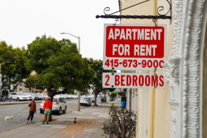 us-apartment-rents-fall-for-2nd-straight-month-in-august