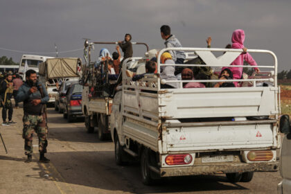 syria-confirms-bedouin-families-being-evacuated-from-sweida-after-week-of-clashes