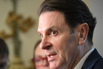 minister-who-oversaw-quebec-auto-board-during-cost-overrun-scandal-out-of-cabinet