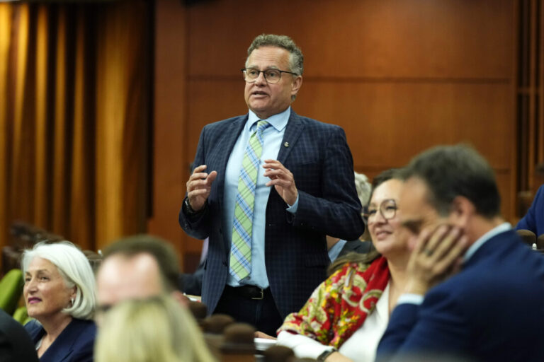 secretary-of-state-overseeing-cra-says-agency-has-‘hit-rock-bottom’