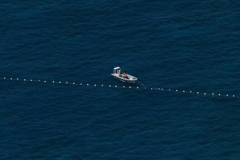 china-to-build-natural-reserve-at-disputed-south-china-sea-shoal