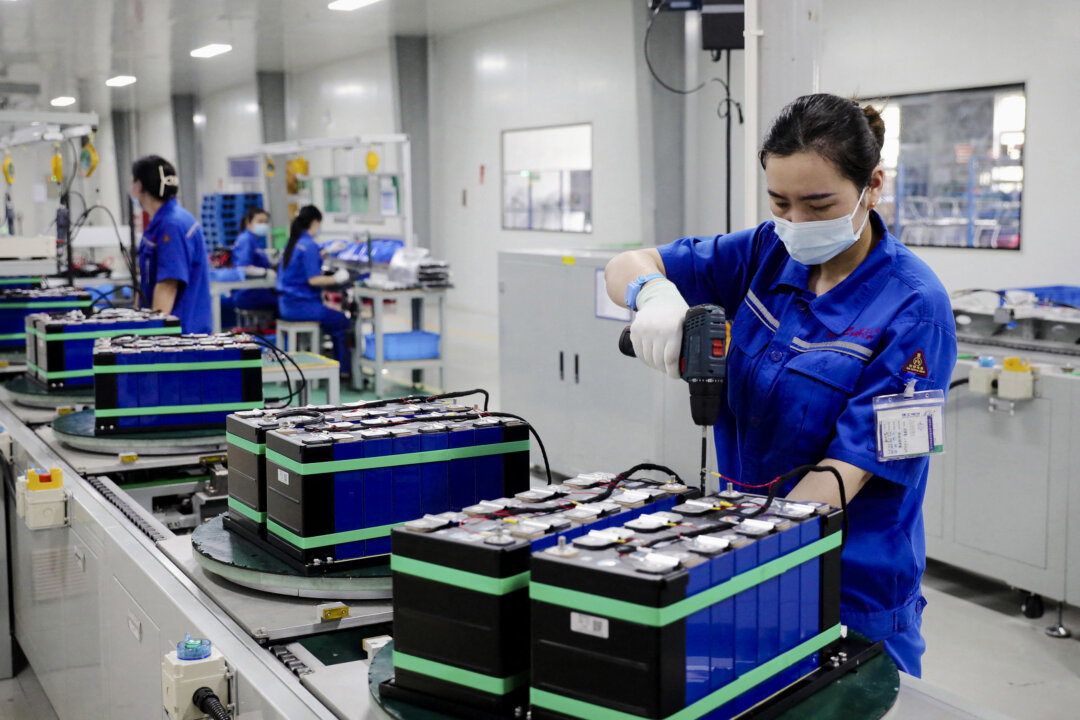 china-reviews-trade-law-update-amid-tensions-with-the-west