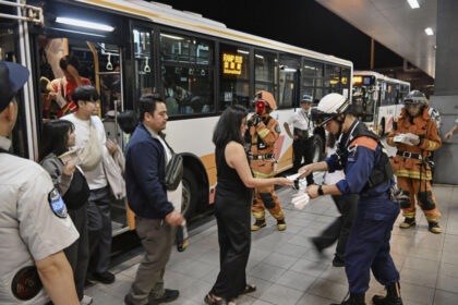 united-airlines-flight-makes-emergency-landing-in-japan,-2-injured