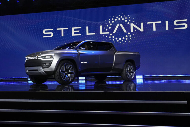 ram-cancels-all-electric-pickup-truck-plan-citing-slowing-demand