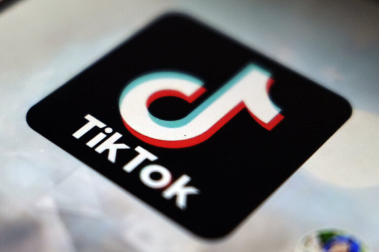 trump-to-sign-tiktok-us-deal-on-thursday