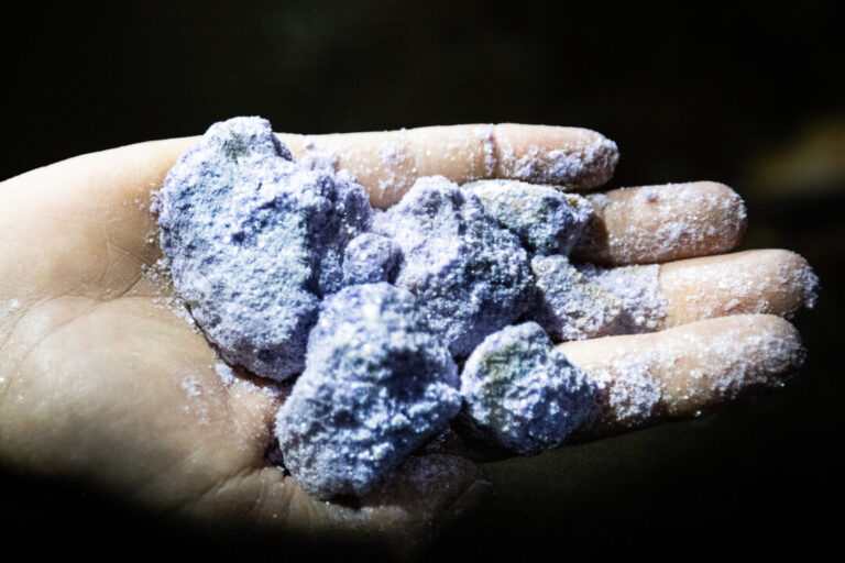 shares-of-lithium-americas-soar-100-percent-on-us-government-stake