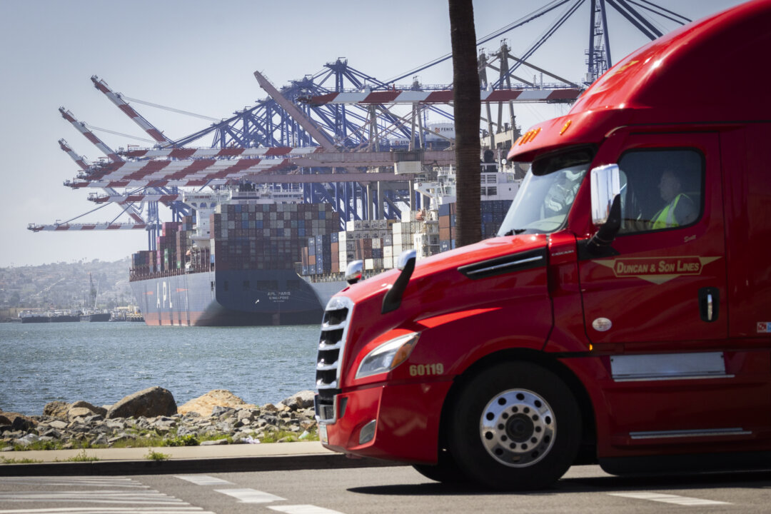 trump-announces-new-tariffs-on-heavy-trucks,-drugs,-kitchen-cabinets,-other-products