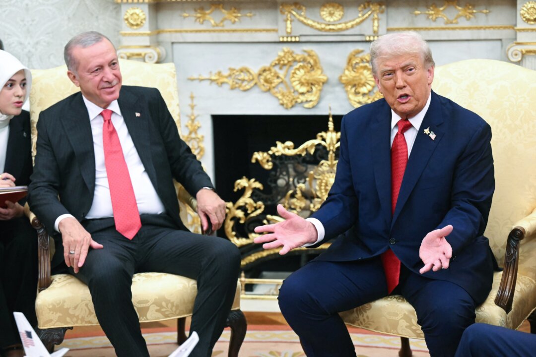 trump–erdogan-meeting-reflects-warming-ties-but-key-questions-remain