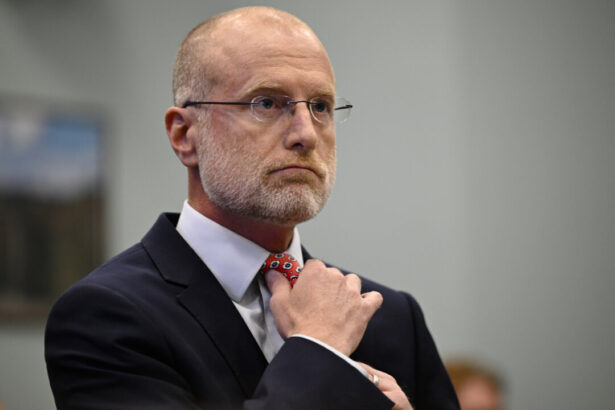 fcc-expands-curbs-on-chinese-‘bad-labs,’-denies-4-more-applications