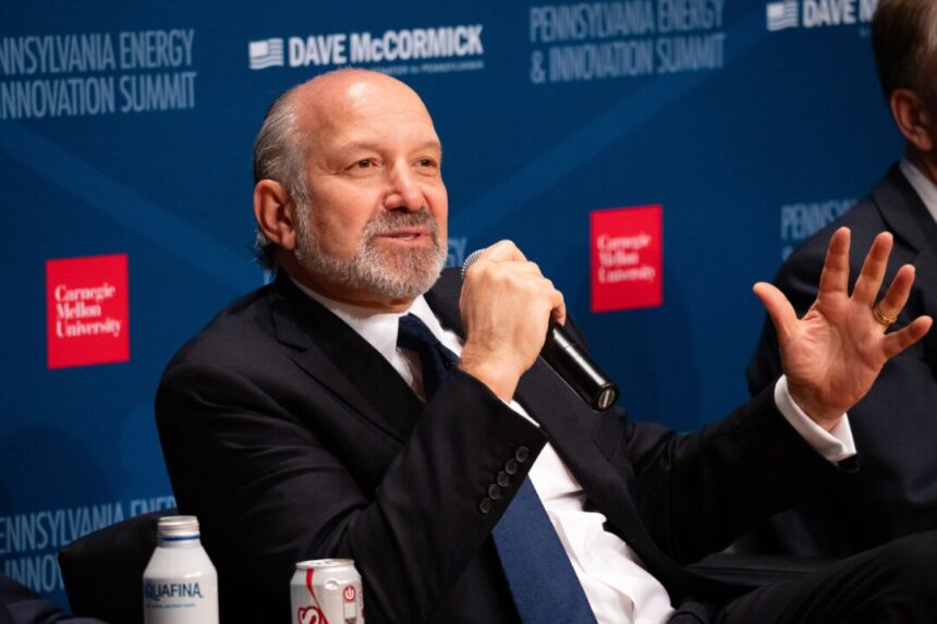 commerce-secretary-wants-a-‘50-50’-semiconductor-production-split-between-us-and-taiwan