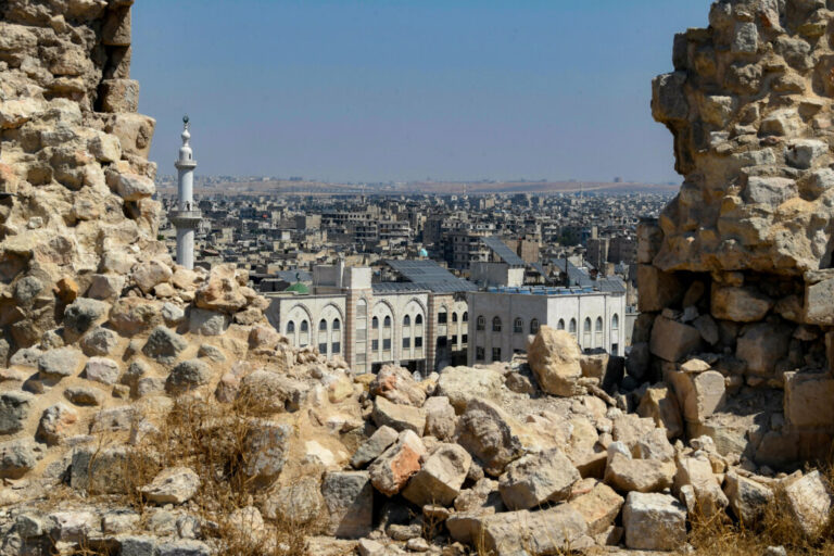 us-backed-kurdish-group,-damascus-agree-to-cease-fire-in-northern-syria