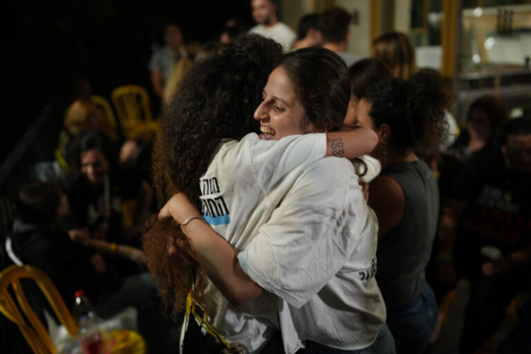 gaza-peace-plan-agreed-to,-canada-calls-for-immediate-and-unimpeded-aid